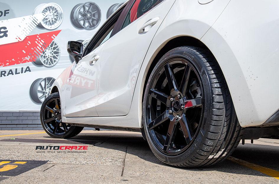 MAZDA-3-VERONA-GLOSS-BLACK